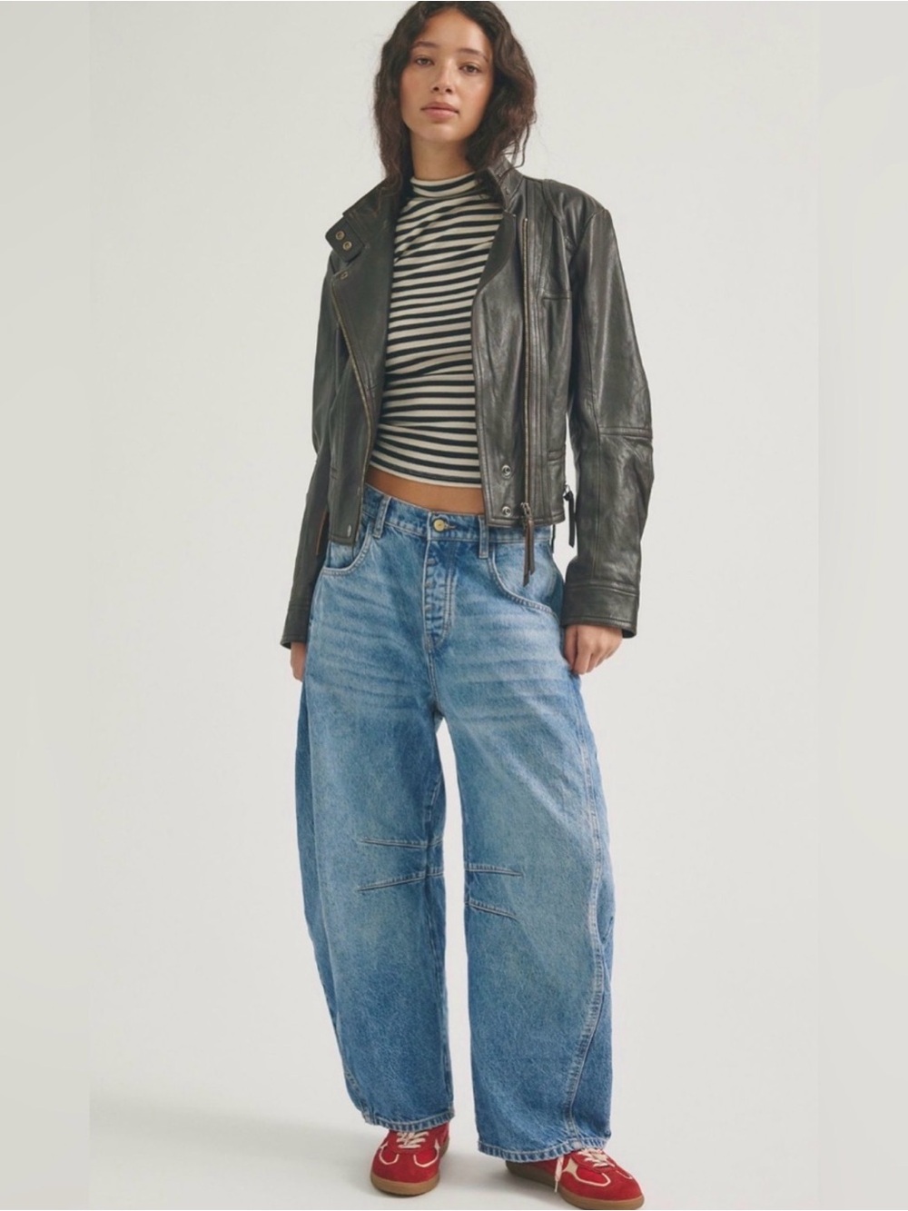 Free People We the Free Good Luck Mid Rise Barrel Jeans Size 31